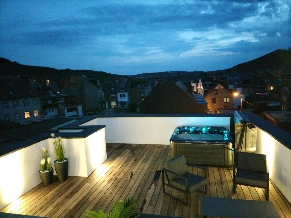 Appartement Avec Rooftop Au Centre De มัลเมอดี ภายนอก รูปภาพ